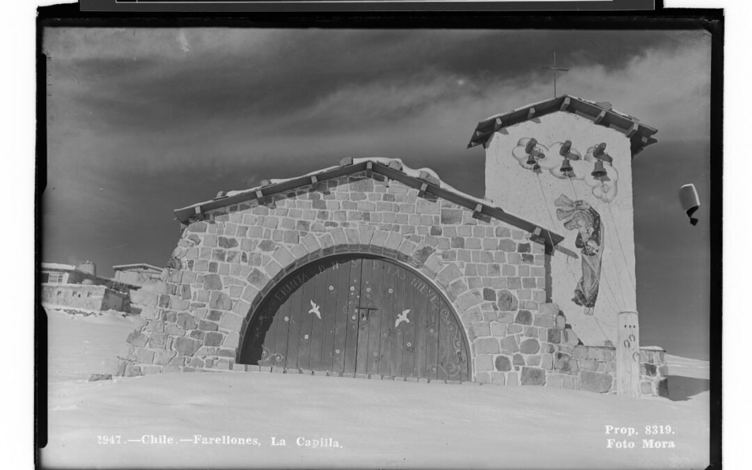 La Virgen de las Nieves vuelve a mirar Farellones : Restauración del fresco